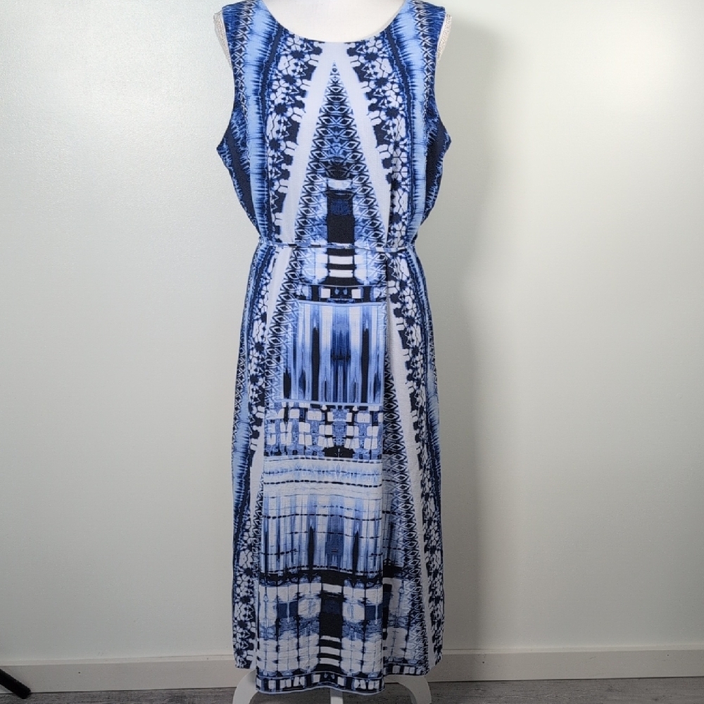 Dana Buchman Blue and White Sleeveless Sundress